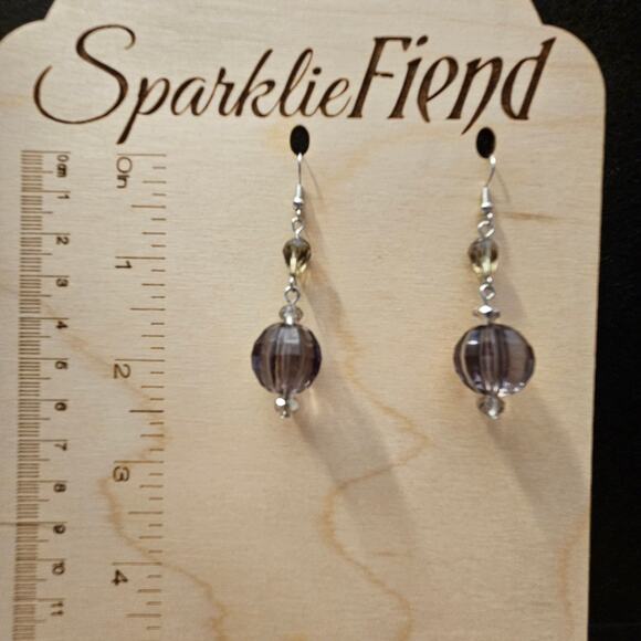 Smoke-colored faceted glass and acrylic fluted beaded earrings - Picture 1 of 1